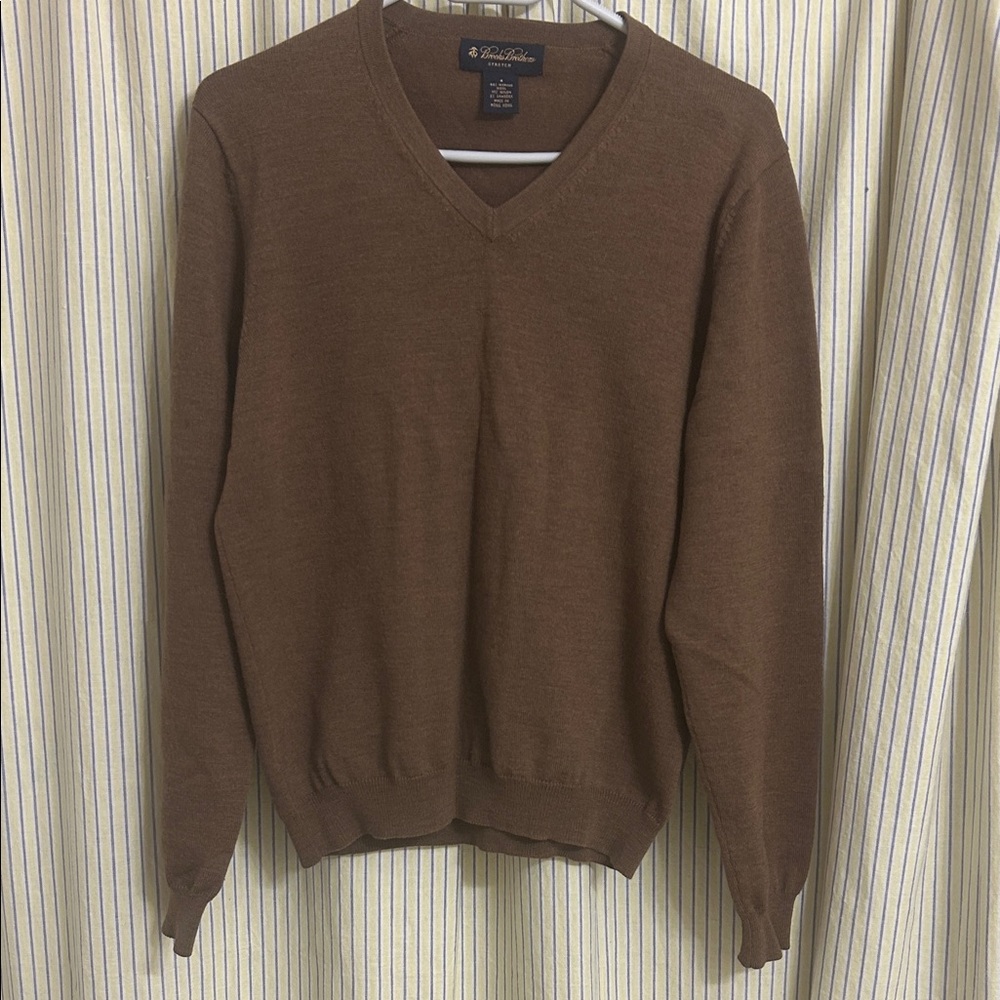 Brooks Brothers Men's Chocolate V-Neck Sweater